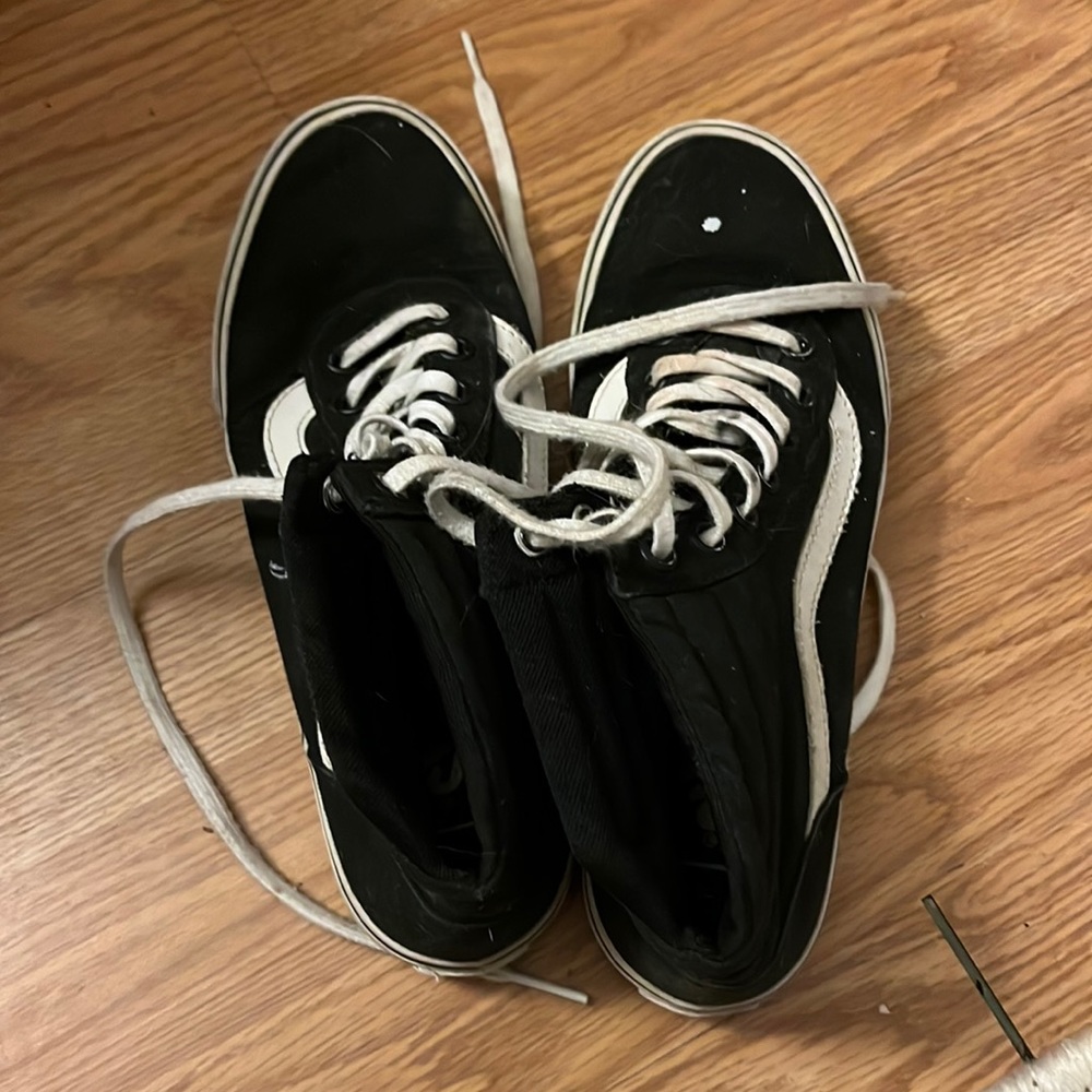 high top black vans size 6